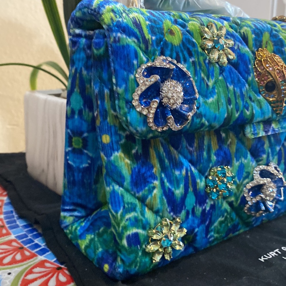 - kurt Geiger London Mini Kensington Shoulder Bag - Picture 12 of 13